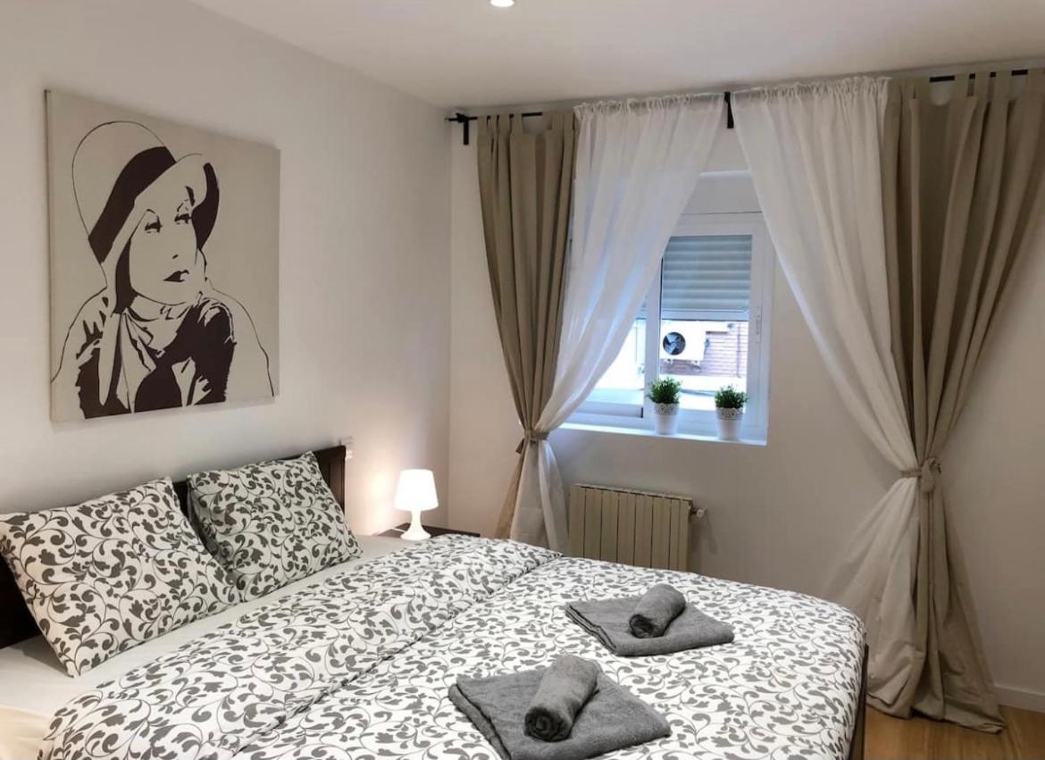 Appartement Edsam Brown Madrid Extérieur photo
